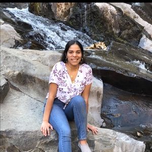 Meet your Posher, Luisa